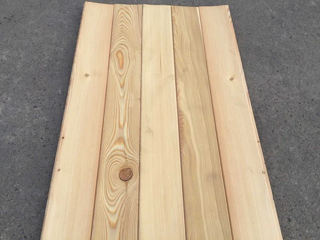 Lariks planchetten 5400 x 145 x 14 mm ( 45 x ) - afbeelding 2 van  5