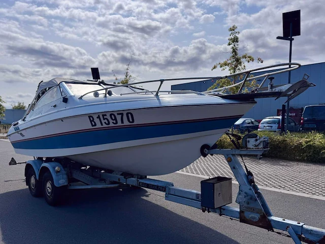 Larson 19 cuddy “escapade” speedboot - afbeelding 19 van  24
