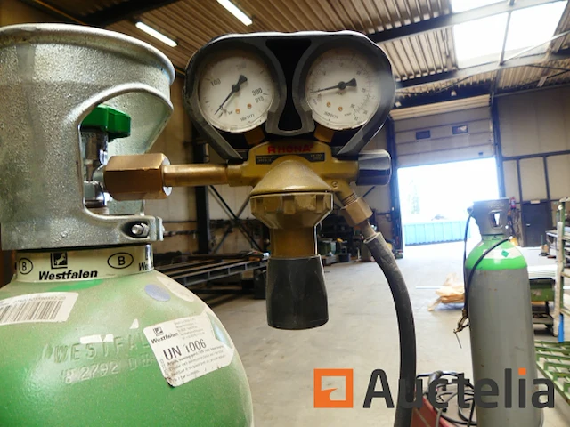 Lasapparaat tig op esab 2200 i ac/dc roltafel - afbeelding 7 van  10