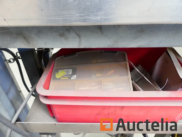 Lasapparaat tig op esab 2200 i ac/dc roltafel - afbeelding 9 van  10