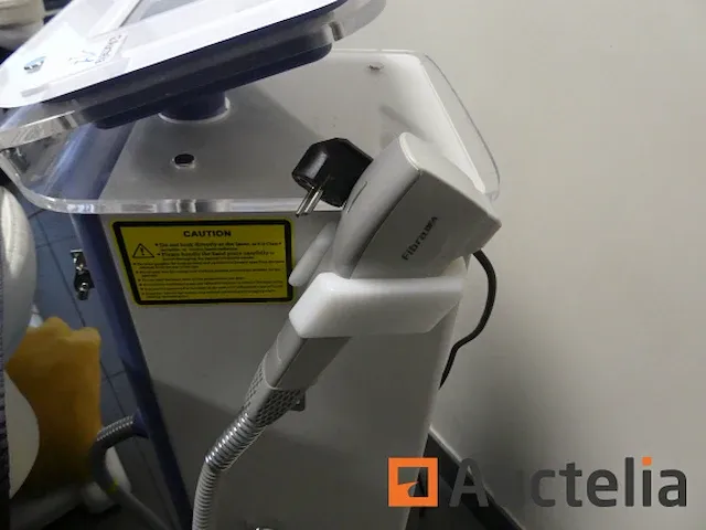 Laser haar afhaling apparaat + producten in de rek - afbeelding 9 van  9