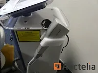 Laser haar afhaling apparaat + producten in de rek - afbeelding 9 van  9