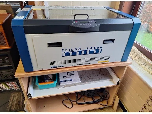 Laser-snijmachine epilog mini 54 - afbeelding 1 van  9