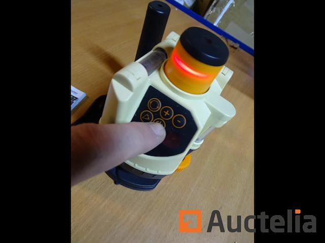 Laserliner beamcontrol-master roterende laser - afbeelding 10 van  13