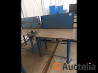 Lastafel met bankschroef - afbeelding 2 van  2