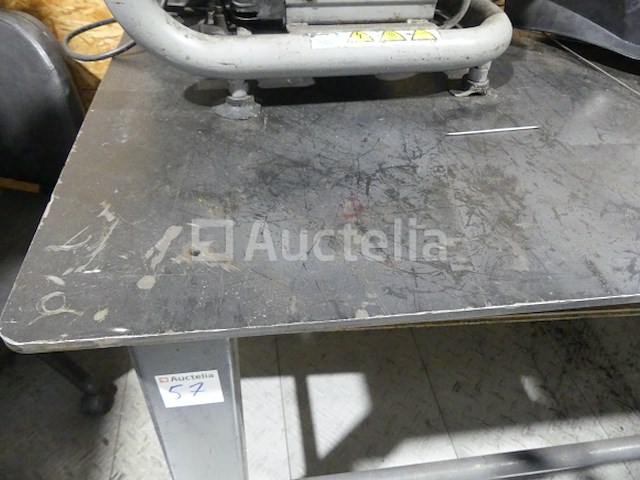 Lastafel met bankschroef - afbeelding 3 van  5