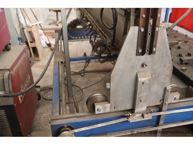 Lastafel vv laspparaat frimont 320 zn ?????, toebhoren en lasscherm - afbeelding 6 van  7