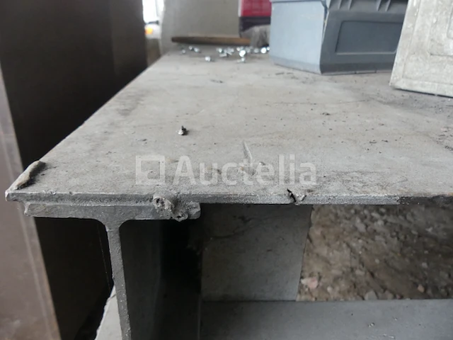 Lastafel - afbeelding 6 van  6