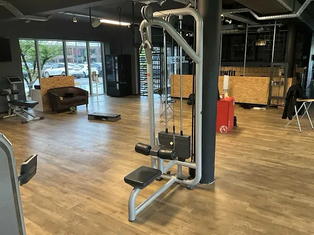 Lat machine technogym - afbeelding 1 van  10