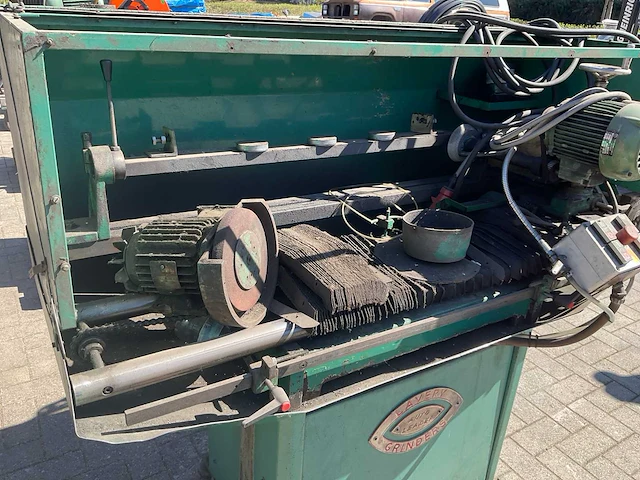 Laveren grinders oppervlakteslijpmachines - afbeelding 7 van  7