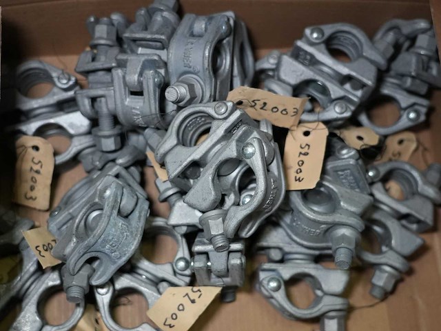 Layher - swivel coupler whith coarse thread - scaffolding (16x) - afbeelding 1 van  2