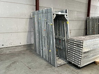 Layher staanders voor steigerstelling (36x) - afbeelding 1 van  9