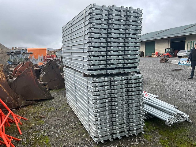 Layher steiger (90x) - afbeelding 3 van  4