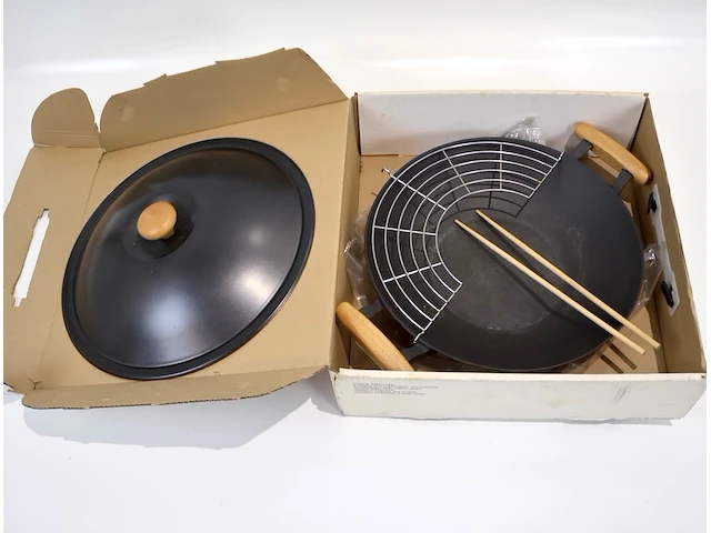 Le creuset wok - afbeelding 2 van  4