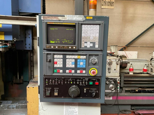 Leadwell v-25h cnc freesmachine - afbeelding 12 van  12