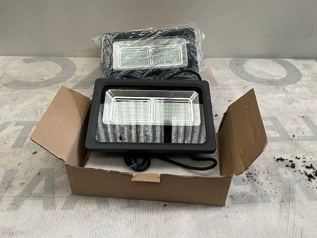Led flood light - afbeelding 1 van  3