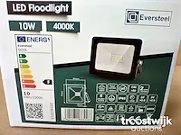 Led floodlight 10 watt - afbeelding 2 van  6