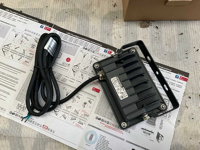 Led floodlight - afbeelding 5 van  5
