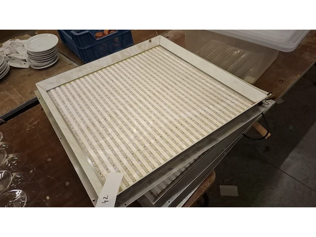 Led plafond tegels - afbeelding 1 van  2