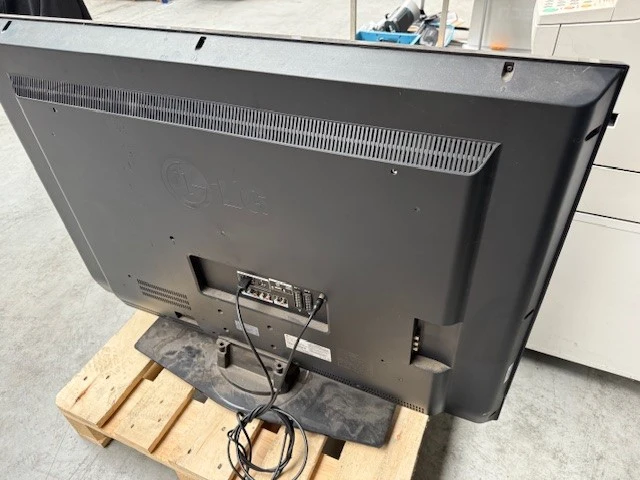 Led scherm lg + mini-keten marantz + dvd speler - afbeelding 4 van  16
