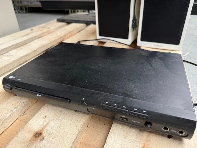 Led scherm lg + mini-keten marantz + dvd speler - afbeelding 13 van  16