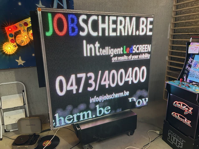 Led scherm voor reclame mobiel - afbeelding 1 van  5