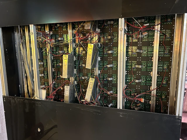 Led scherm voor reclame mobiel - afbeelding 4 van  5
