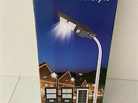 Led solar staatlamp met zonnepaneel 60w - afbeelding 1 van  3