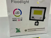 Led verstraler met sensor 30w 6500k ip67 - afbeelding 3 van  3