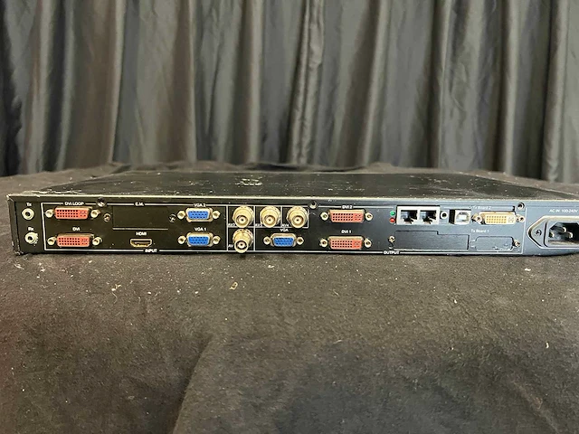 Led video processor - afbeelding 2 van  2