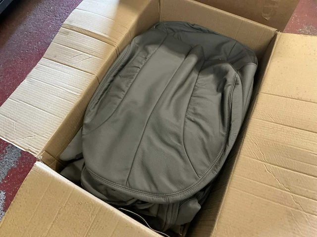 Lederen bekleding + matten - afbeelding 1 van  11