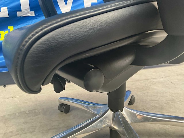 Lederen giroflex 64 design bureaustoel - afbeelding 11 van  13