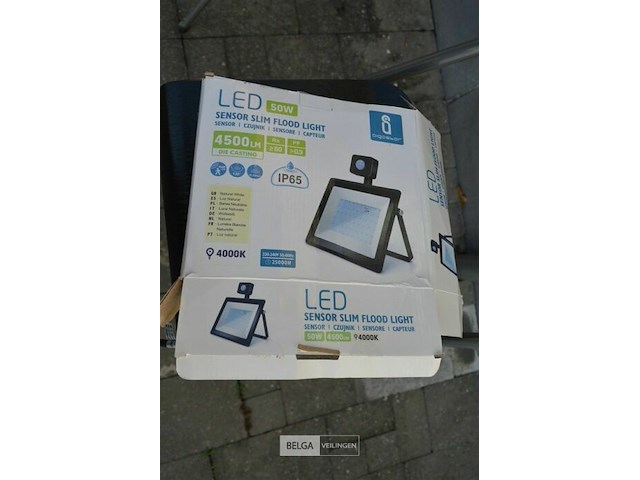 Ledlamp met sensor en tijdschakelaar 50w - afbeelding 1 van  4
