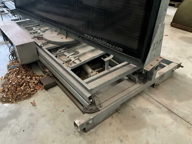 Ledscherm mobilites op frame - afbeelding 4 van  6