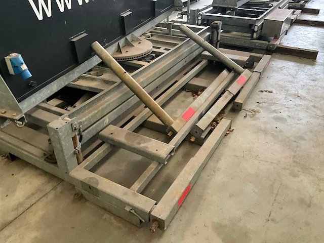 Ledscherm mobilites op frame - afbeelding 6 van  6