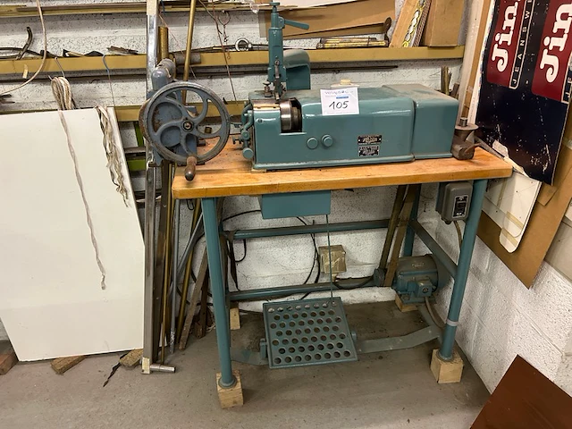 Leerbewerkingsmachine felma - afbeelding 1 van  7