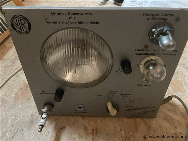 Leermodel koplamp auto - afbeelding 3 van  3