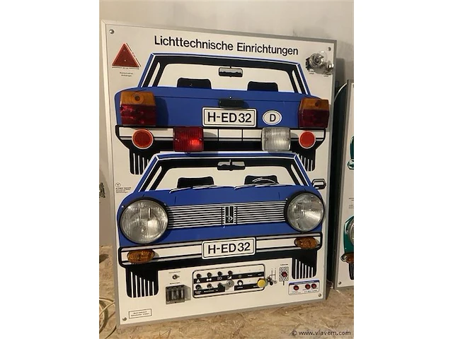 Leermodel verlichting auto - afbeelding 4 van  4