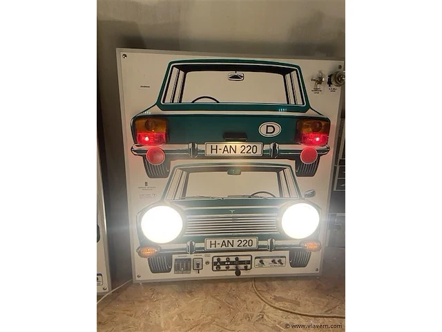 Leermodel verlichting auto - afbeelding 1 van  3