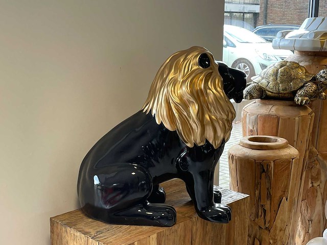 Leeuw zit h70cm zwart/goud - afbeelding 2 van  5