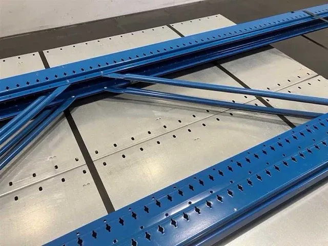 Legbordstelling lengte 3780mm hoogte 2500mm diepte 600mm 6 niveaus occasie - afbeelding 1 van  4
