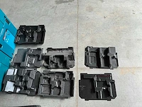 Lege koffers machines - afbeelding 4 van  5