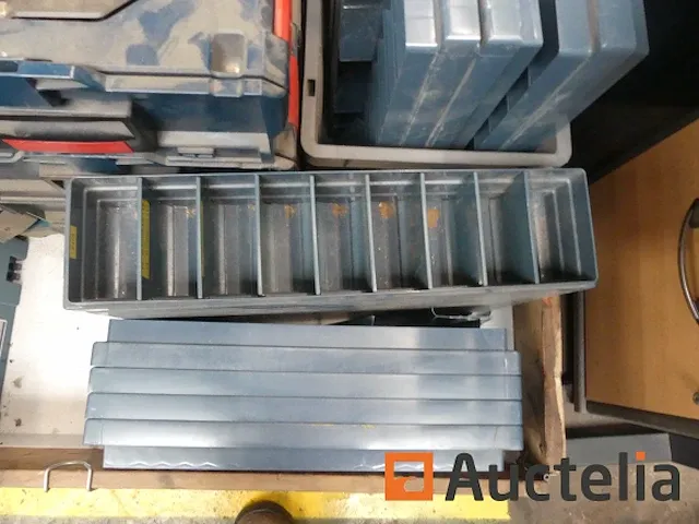 Lege machine gereedschapskisten - afbeelding 14 van  14