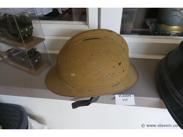 Legerhelm - afbeelding 1 van  1