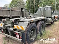 Legertruck met containerhaak - afbeelding 15 van  18