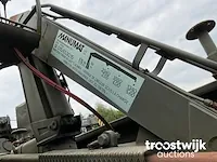 Legertruck met laadkraan - afbeelding 4 van  17