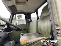 Legertruck met laadkraan - afbeelding 5 van  17