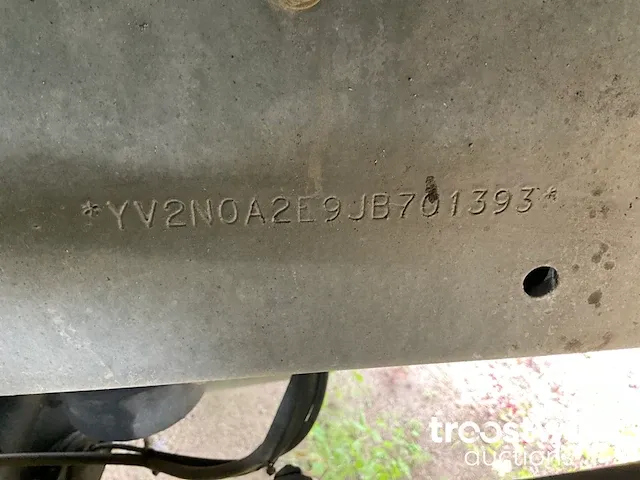 Legertruck met laadkraan - afbeelding 9 van  17