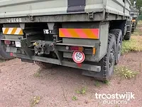 Legertruck met laadkraan - afbeelding 15 van  17