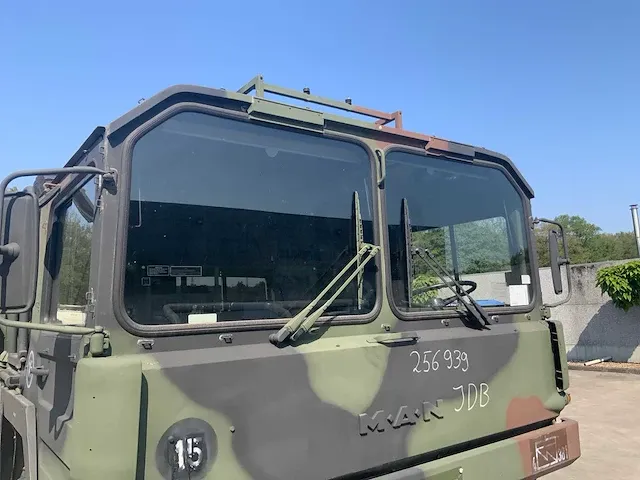 Legertruck - afbeelding 6 van  43